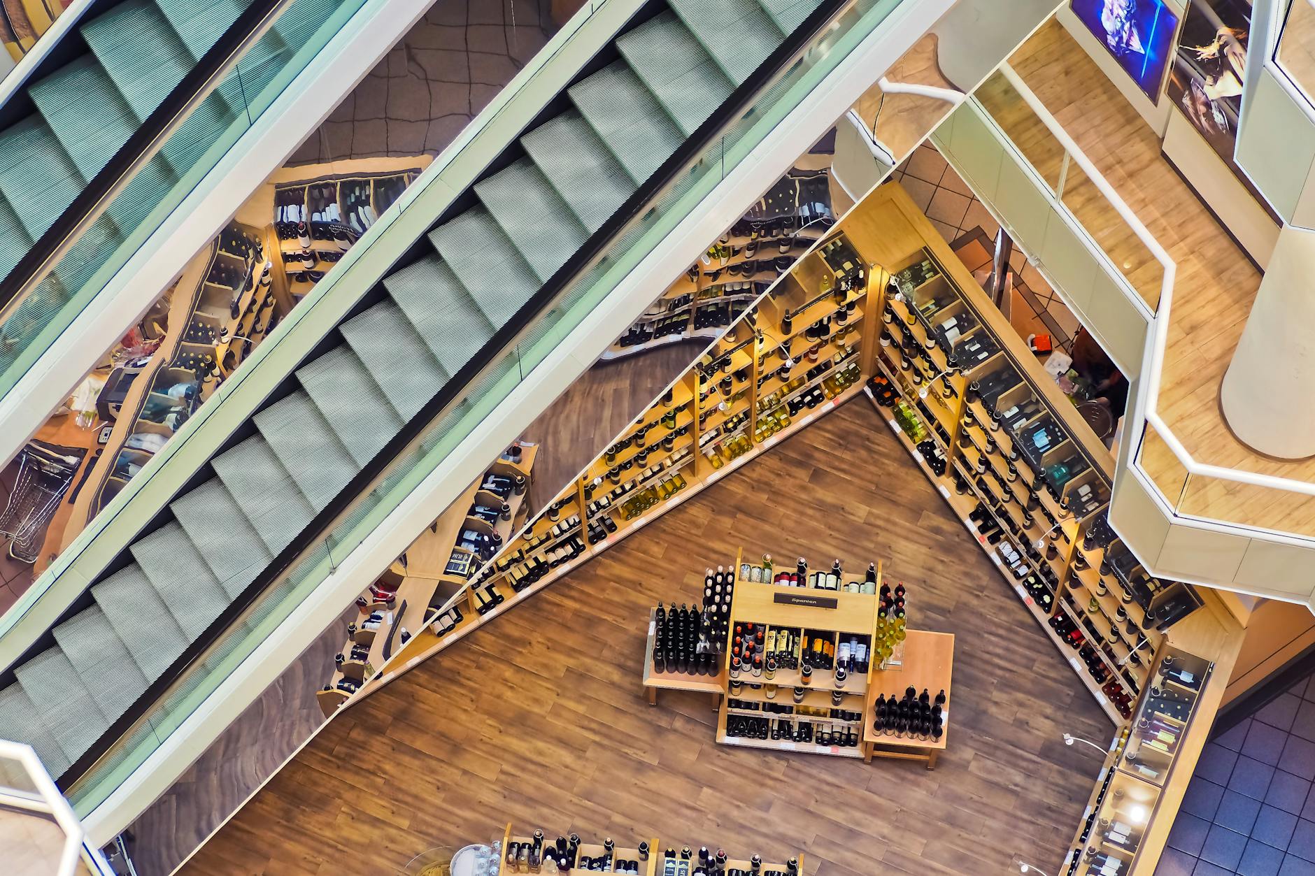 Photo by Pixabay on <a href="https://www.pexels.com/photo/aerial-photography-of-building-264507/" rel="nofollow">Pexels.com</a>
