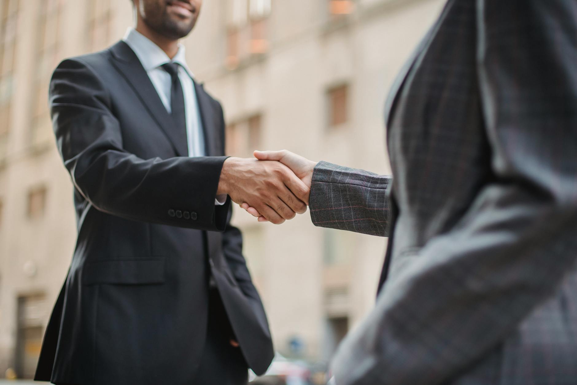 Photo by Ketut Subiyanto on <a href="https://www.pexels.com/photo/two-people-shaking-hands-4963433/" rel="nofollow">Pexels.com</a>